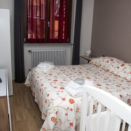 Casa Valentin Apartman Monforte dʼAlba Kültér fotó